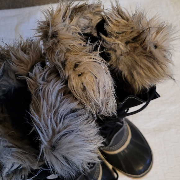 Sorel Joan of Arctic Snow Boot Size 7 in Black - Picture 7 of 15